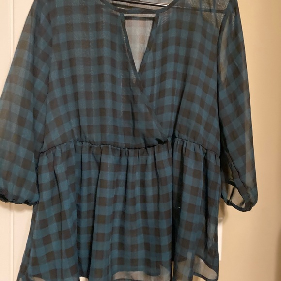 Torrid Shirt - Picture 1 of 3